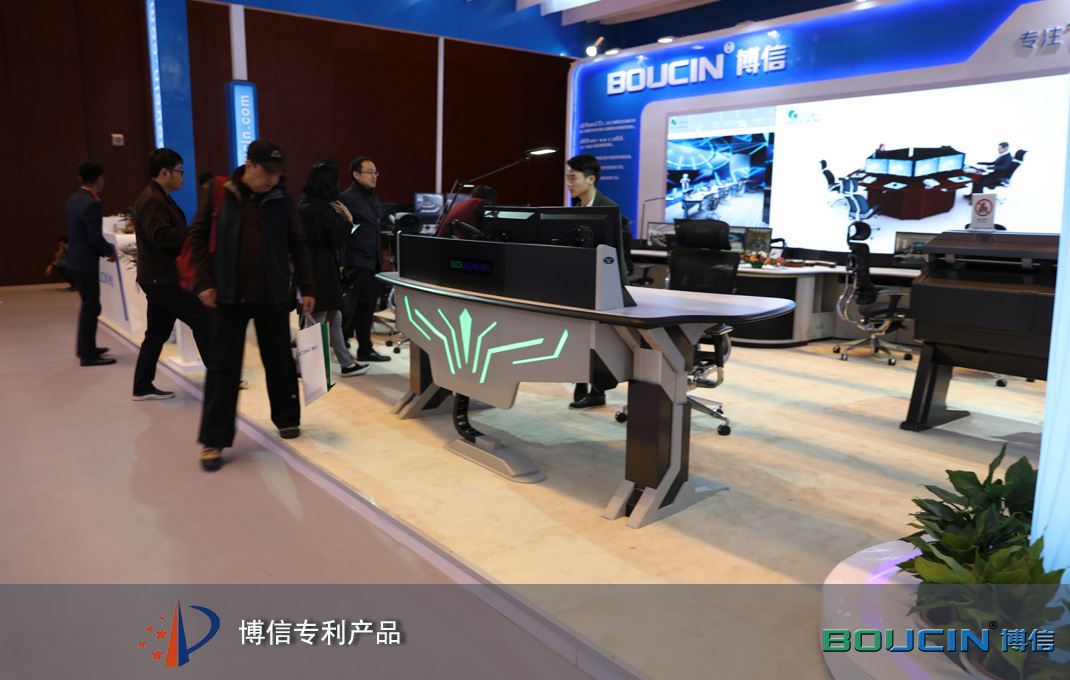 用戶如何保證操作臺的用電安全？