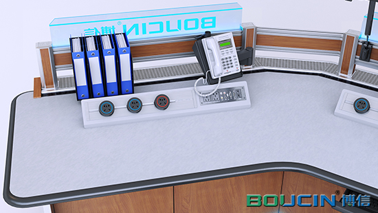 如何選擇監(jiān)控臺和操作臺?